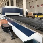 2kw cnc光纤激光切割机,激光切割和雕刻机与交换台